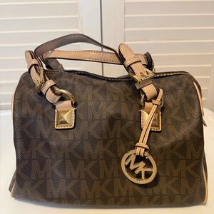 Michael Kors Brown and Cream Shoulder Bag